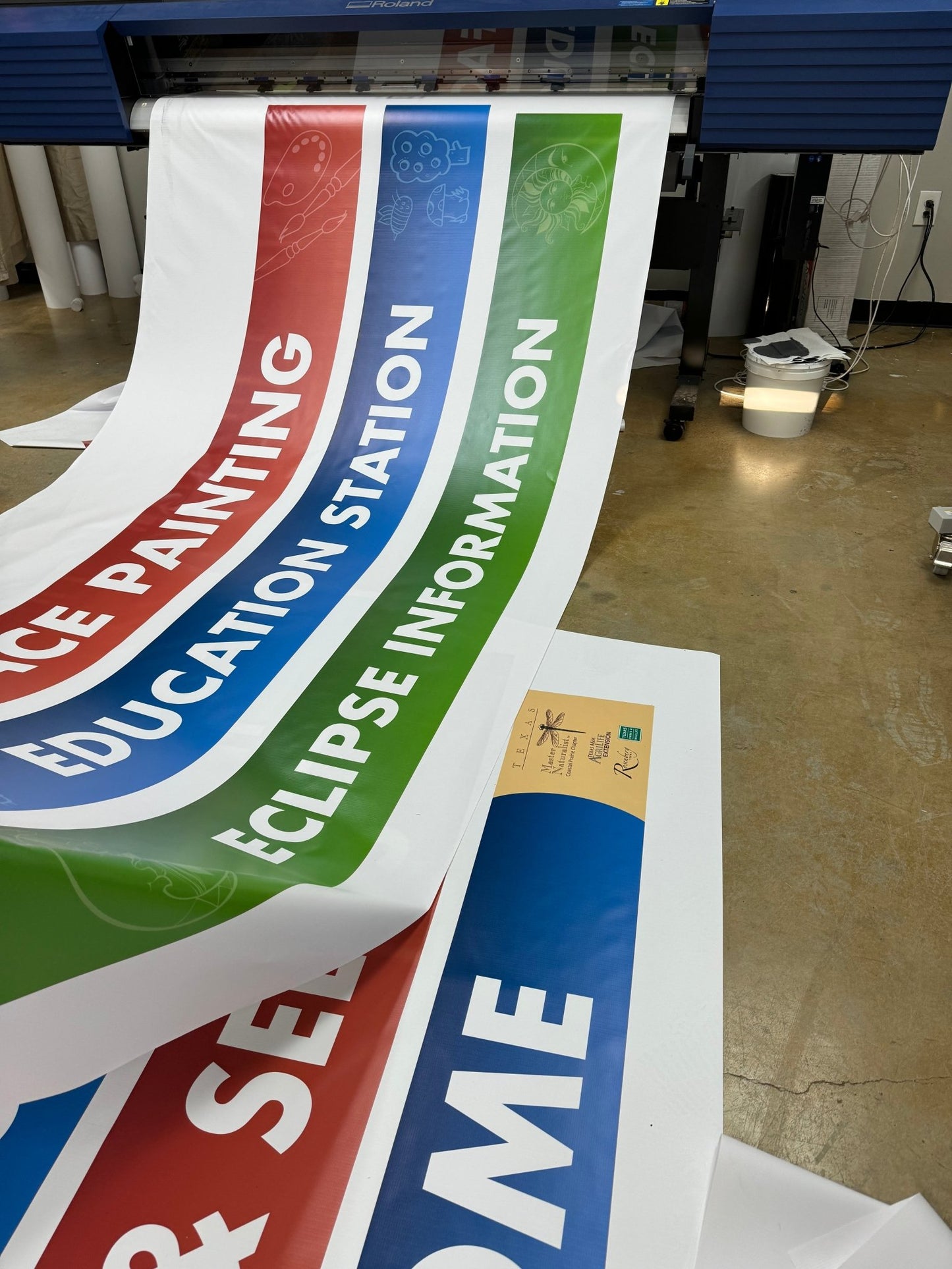Custom Vinyl Banners – Upload Your Artwork, Next-Day Shipping Available